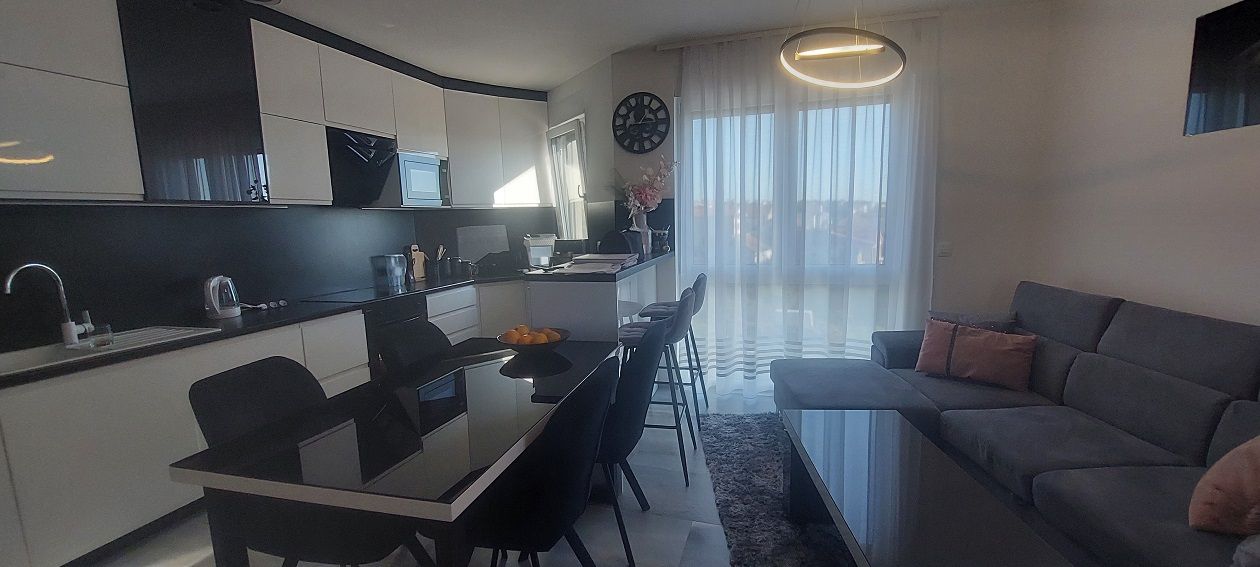 Stan u Zadru, 120m², 2 sobe — slika 3