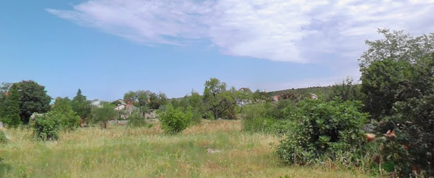 Zemljište u Sukošanu, 732m²