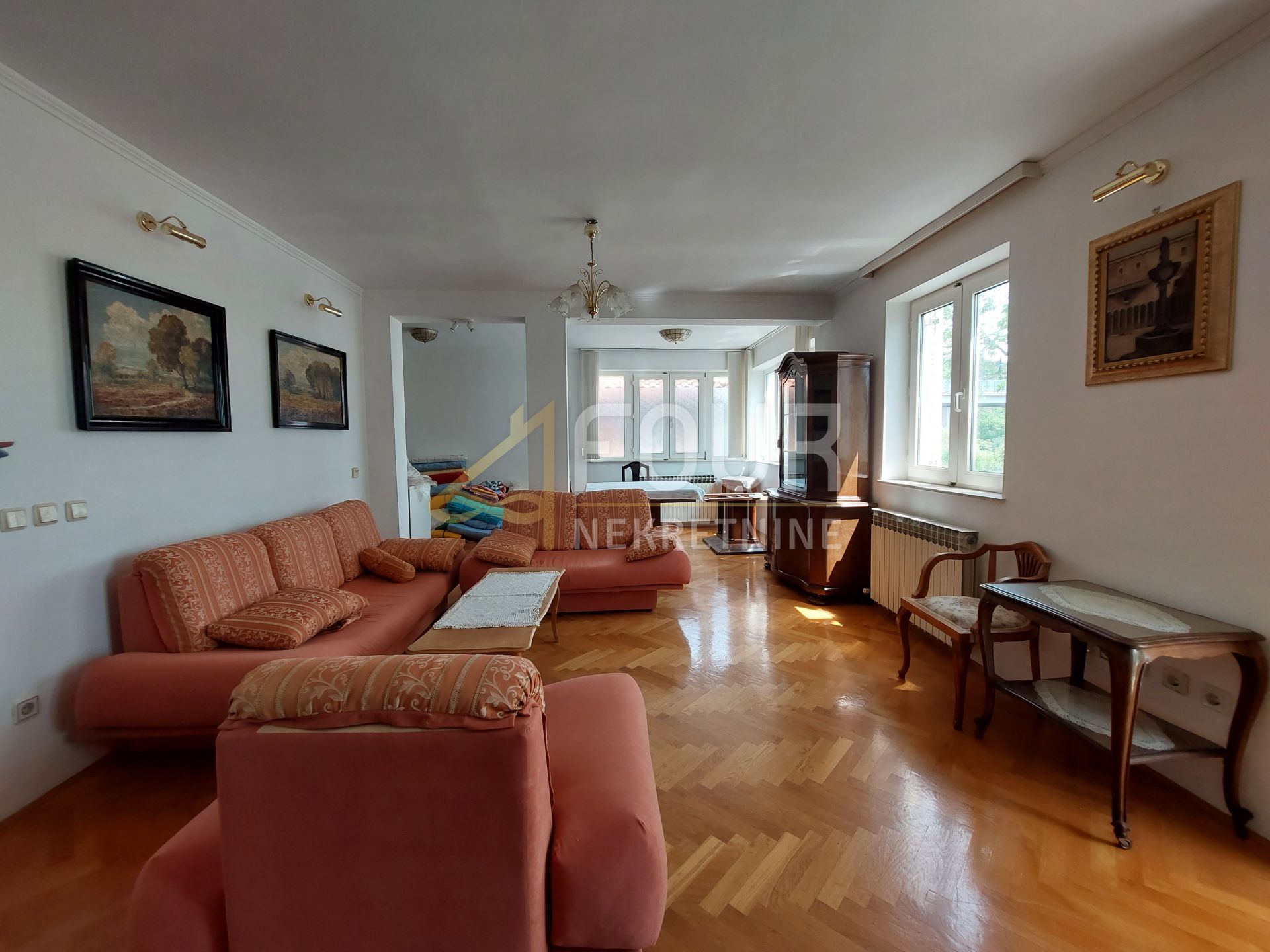 Kuća u Rijeci, 247.82m², 4 sobe