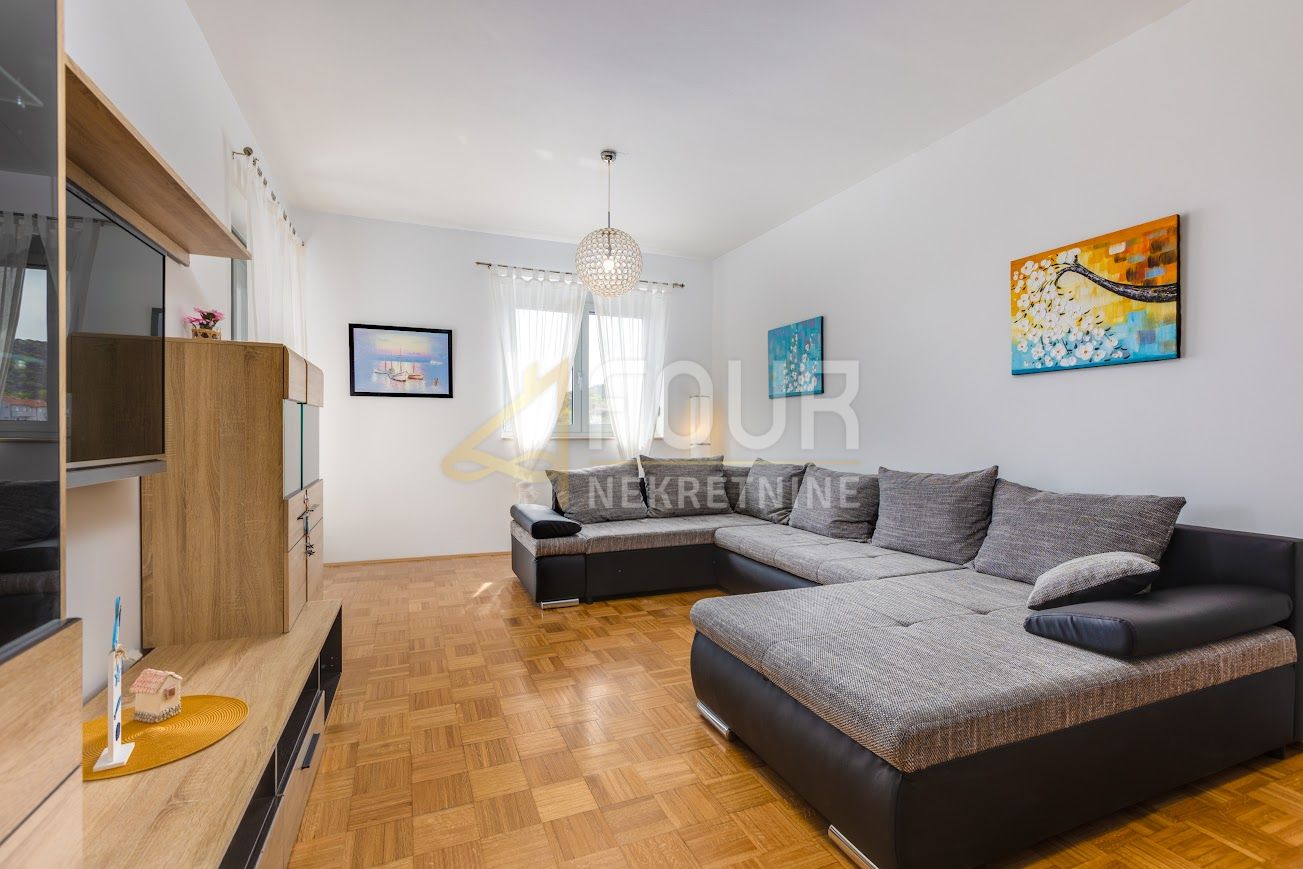 Stan u Vrbniku, 89.01m², 3 sobe