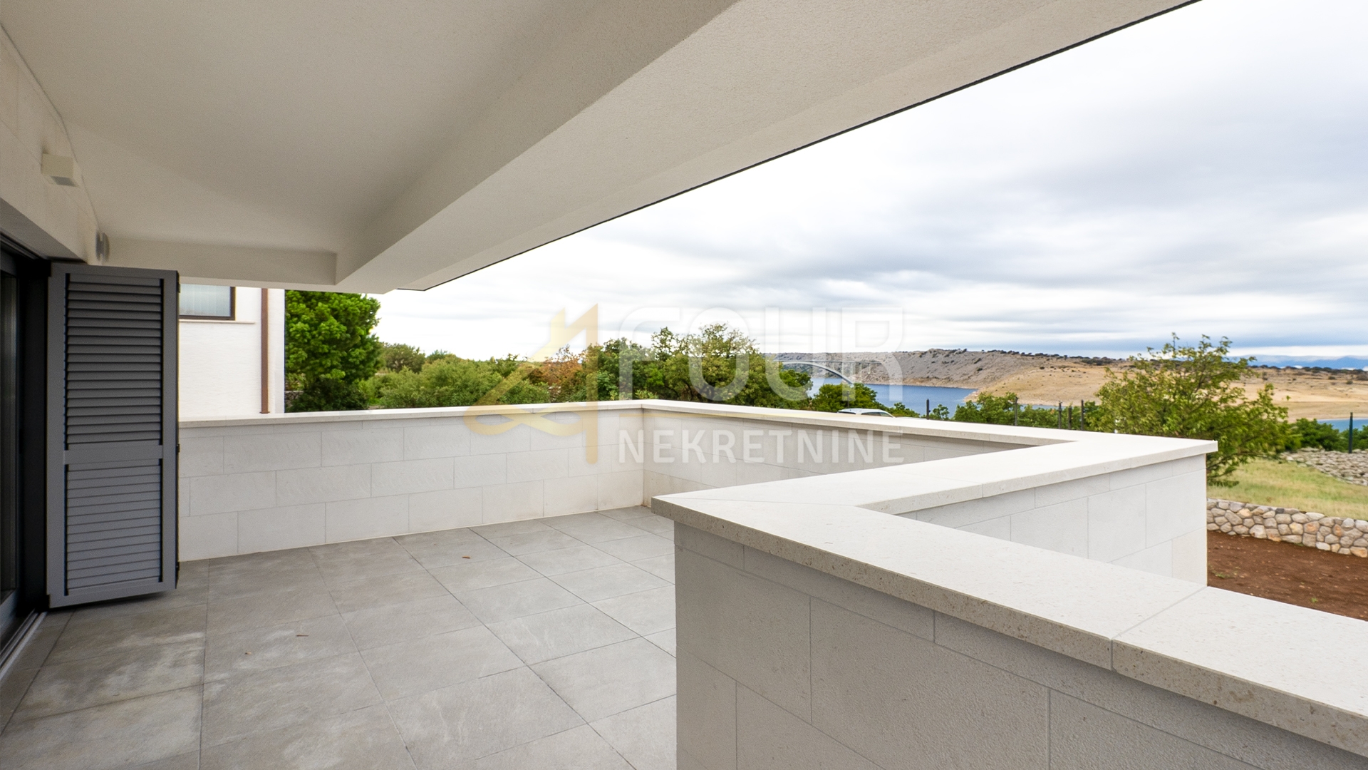 Kuća u Kraljevici, 635m², 3 sobe, slika 2