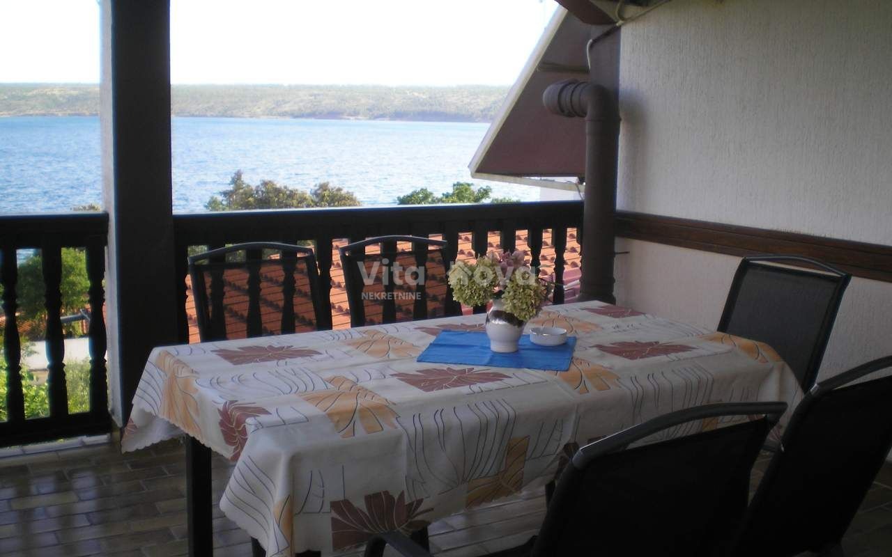 POSEDARJE, PANSION+APARTMANI, 50m OD MORA!