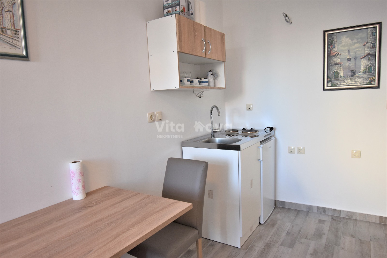 Poslovni Prostor u Zadru, 18m² — slika 2