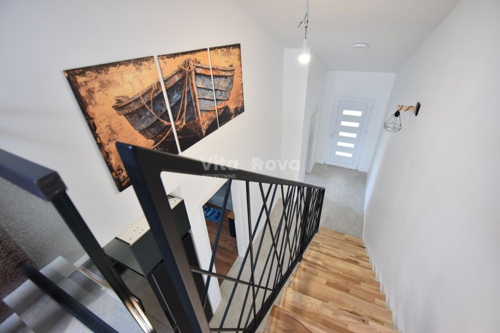Stan u Zadru, 90m², 3 sobe