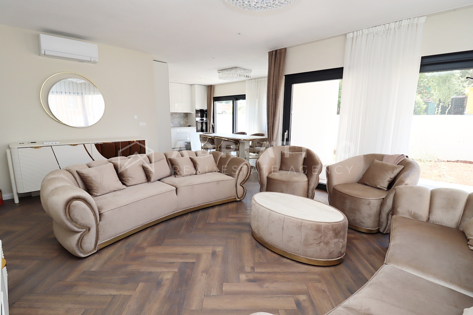 Stan u Rovinju, 119m², 3 sobe