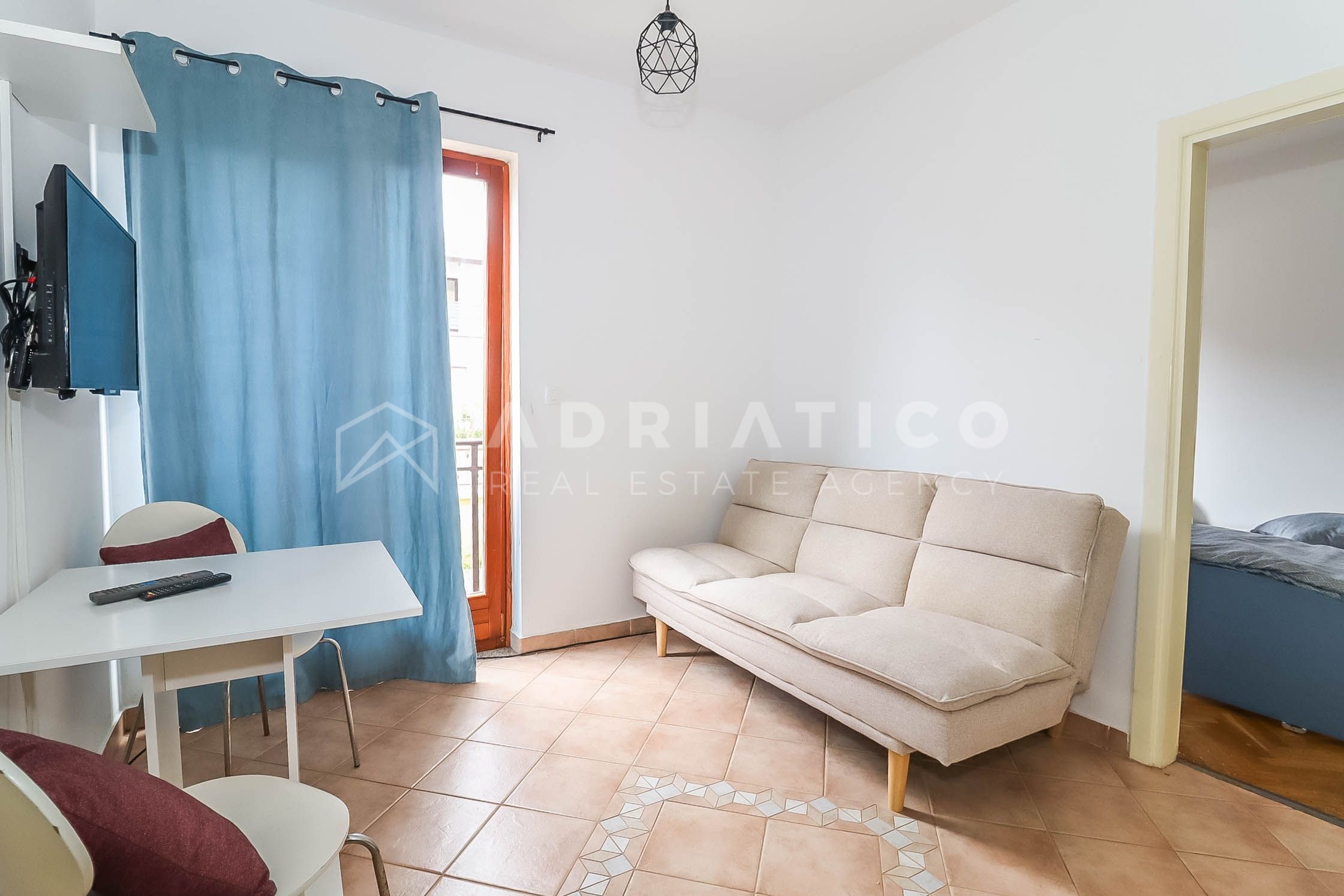 Stan u Rovinju, 27m², 1 soba — slika 2