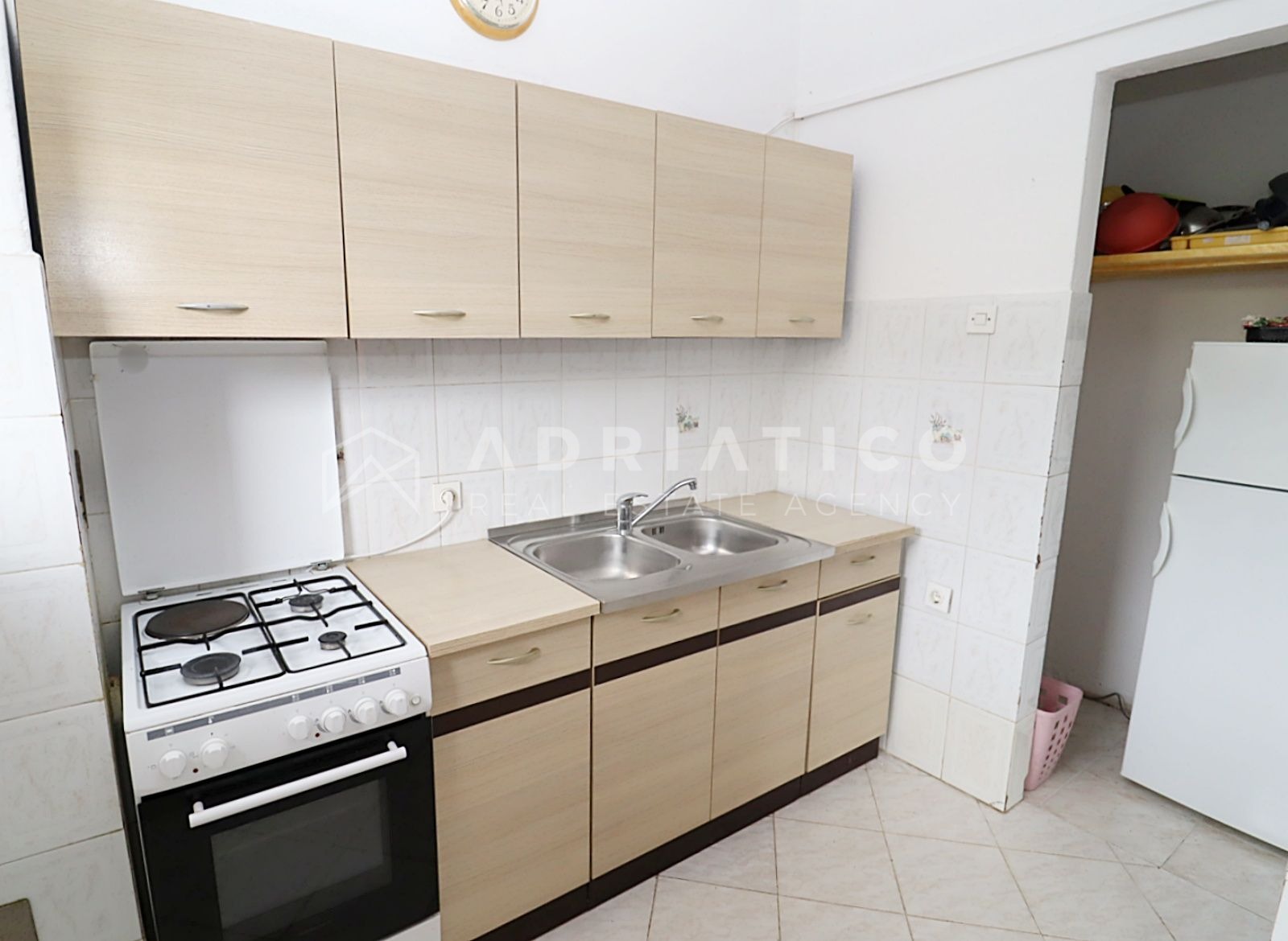 Kuća u Kanfanaru, 233m², 5 soba — slika 5