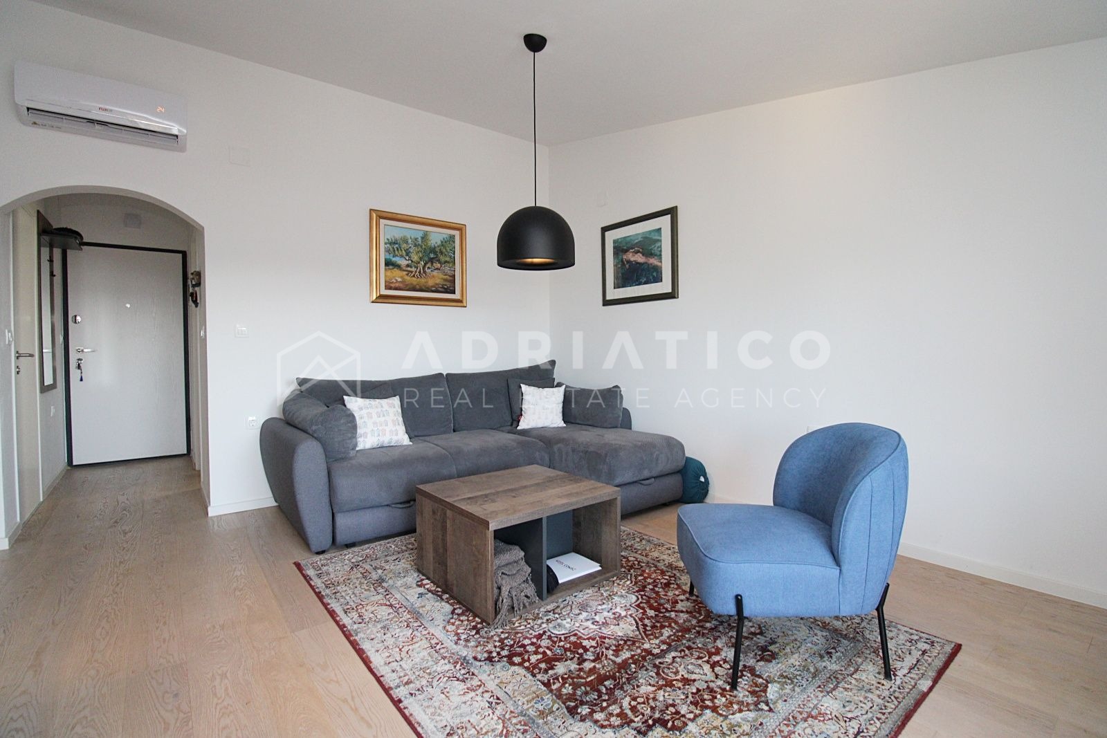 Stan u Rovinju, 38m², 1 soba — slika 2