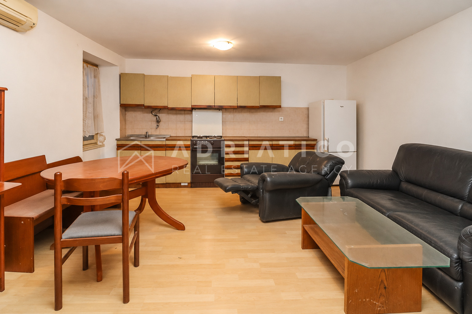 Apartment u Rovinju, 70m², 2 sobe