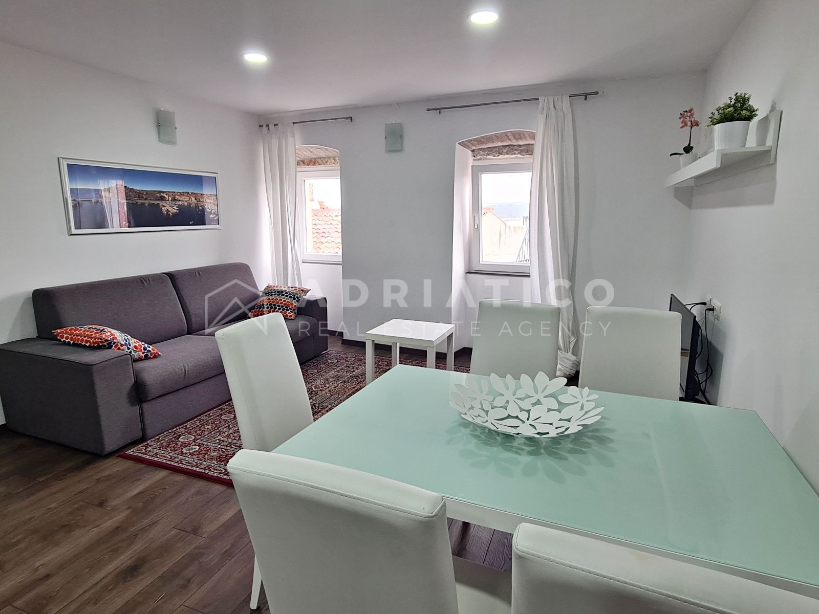 Stan u Rovinju, 93.8m², 3 sobe