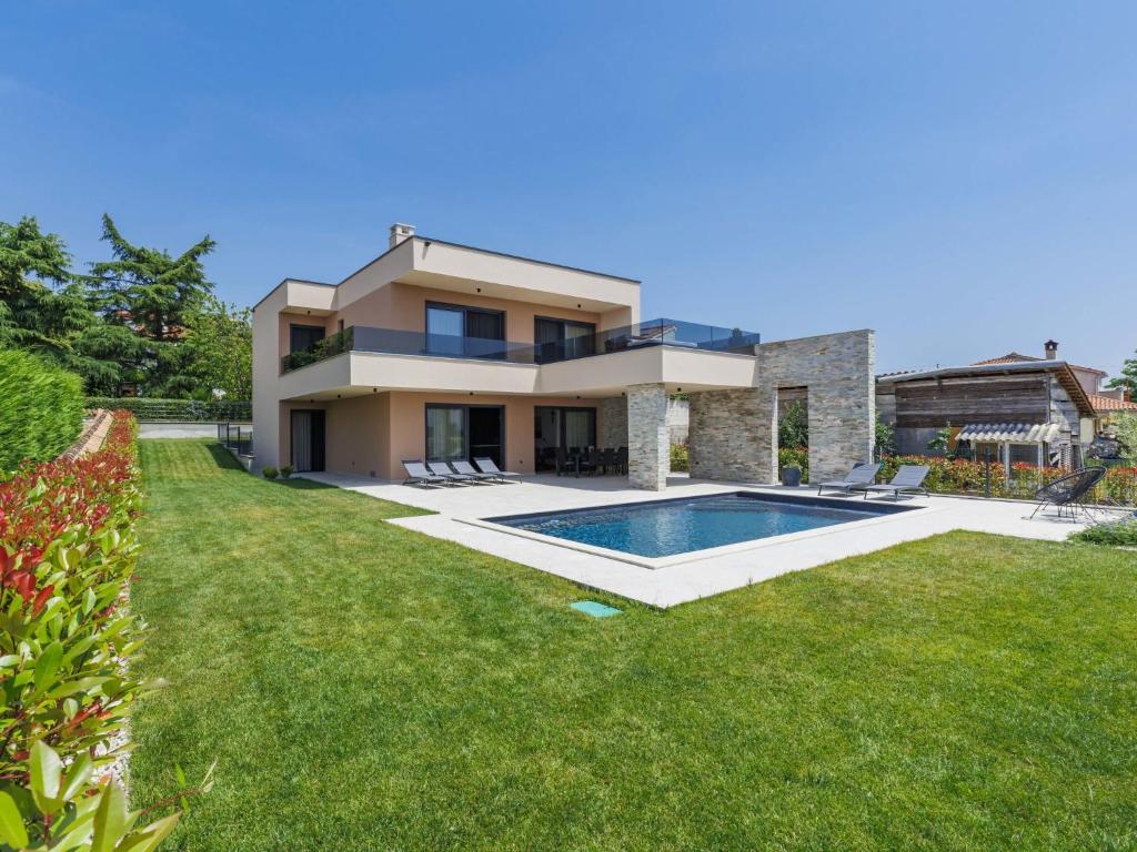 Kuća u Poreču, 220m², 4 sobe