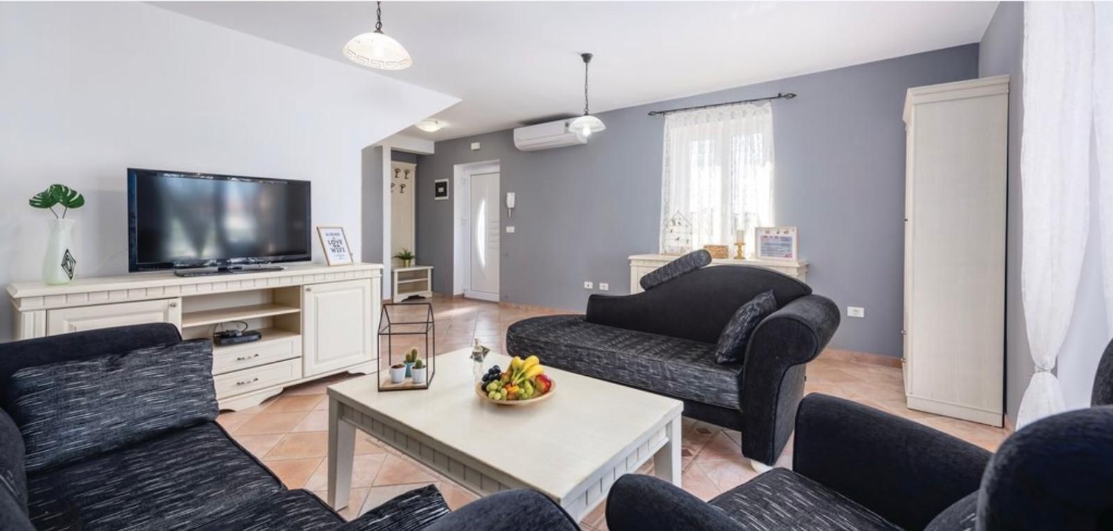 Casa u Umagu, 170m², 3 sobe, slika 2