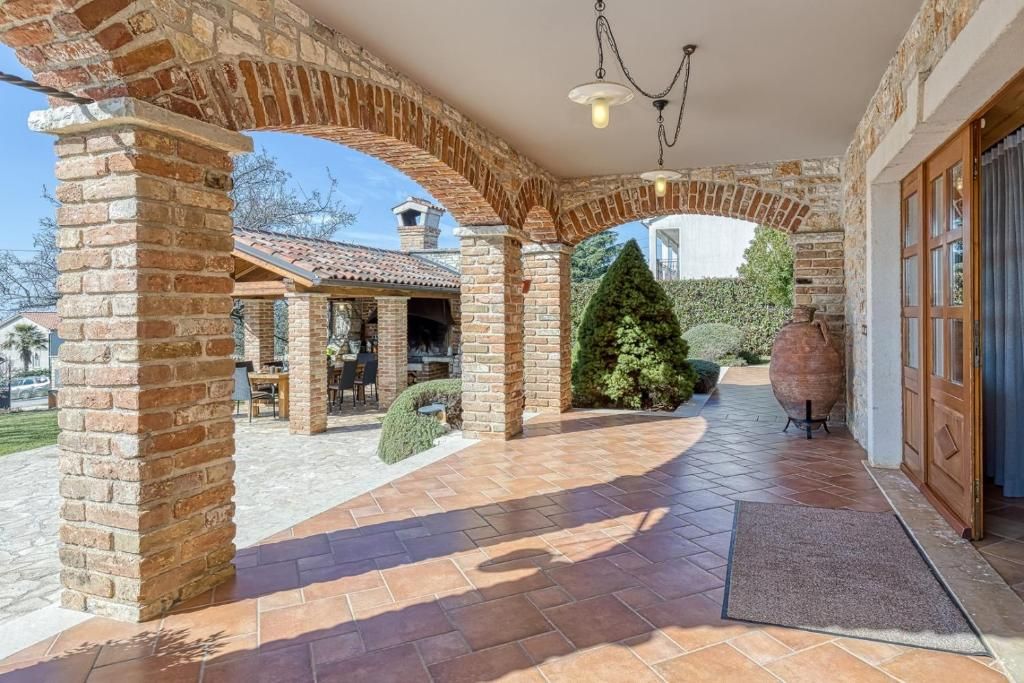 Casa u Poreču, 200m², 4 sobe, slika 2