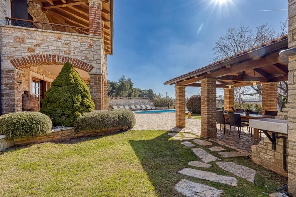 Casa u Poreču, 200m², 4 sobe, slika 3
