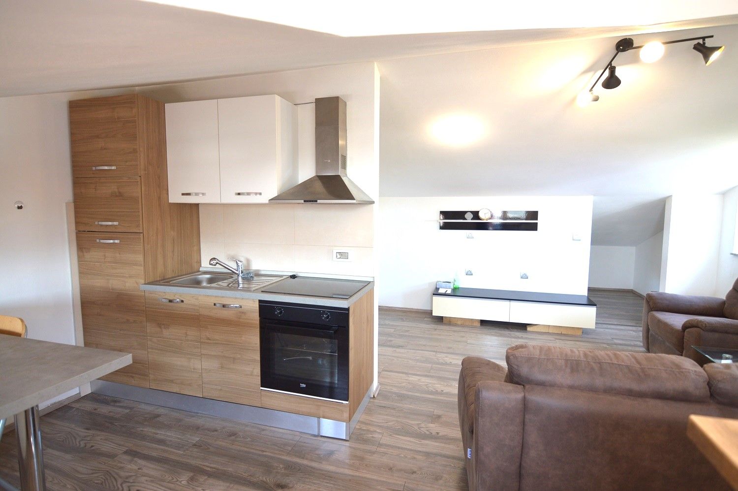 Stan u Tar-Vabrizi, 84m², 2 sobe