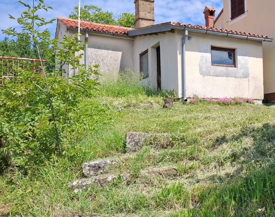 Haus u Grožnjanu, 110m², slika 2