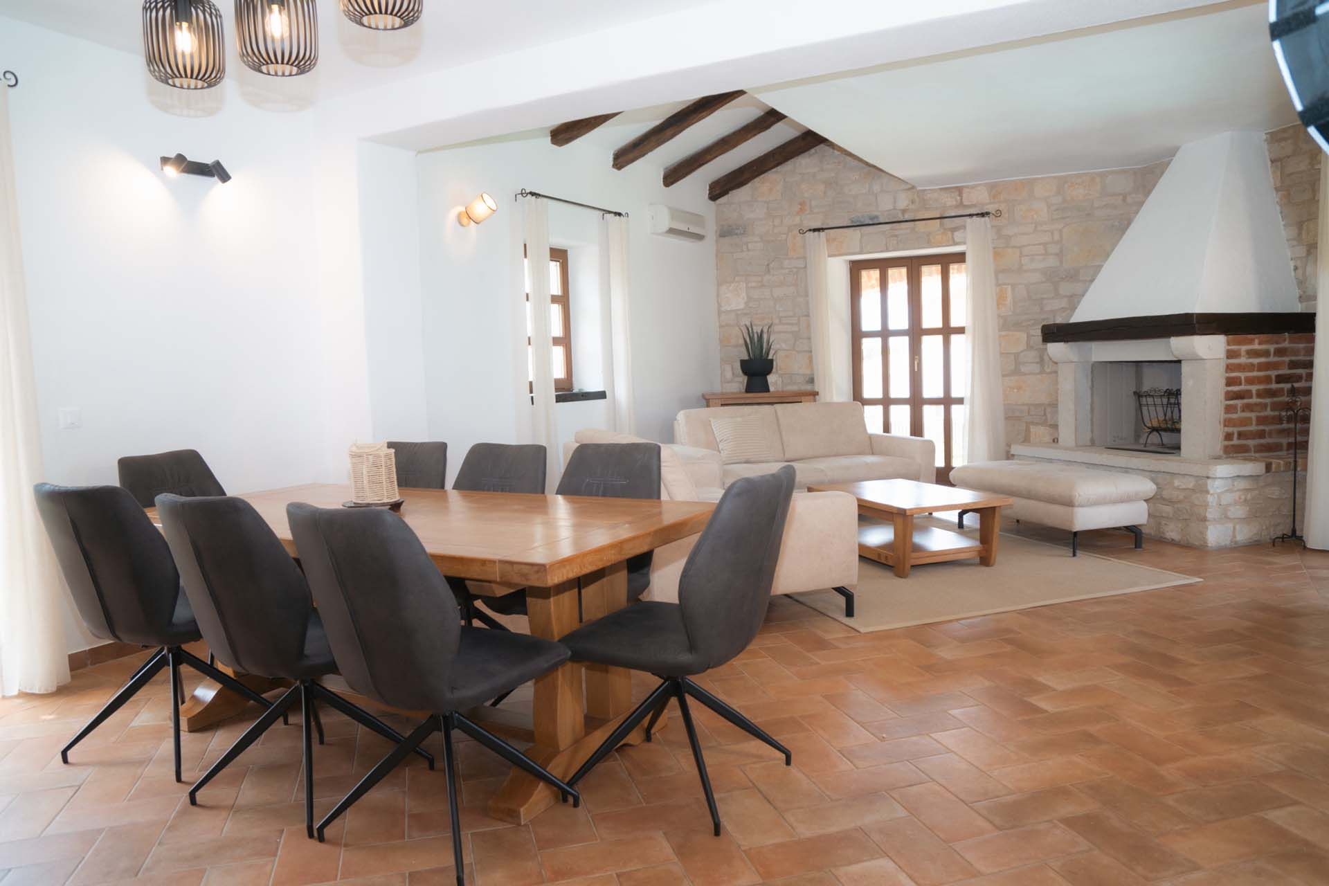 House u Sveti Lovreču, 263m², 4 sobe, slika 3