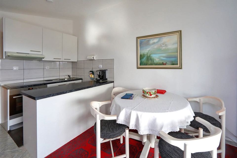 Casa u Bibinju, 308m², slika 5