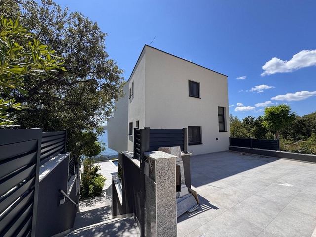 Haus u Posedarju, 210m², 3 sobe, slika 5