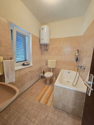 Casa u Viru, 180m², 5 soba, slika 4