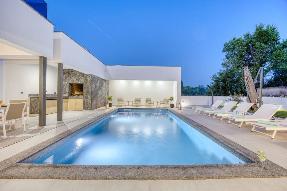 Casa u Ninu, 254m², 4 sobe, slika 3