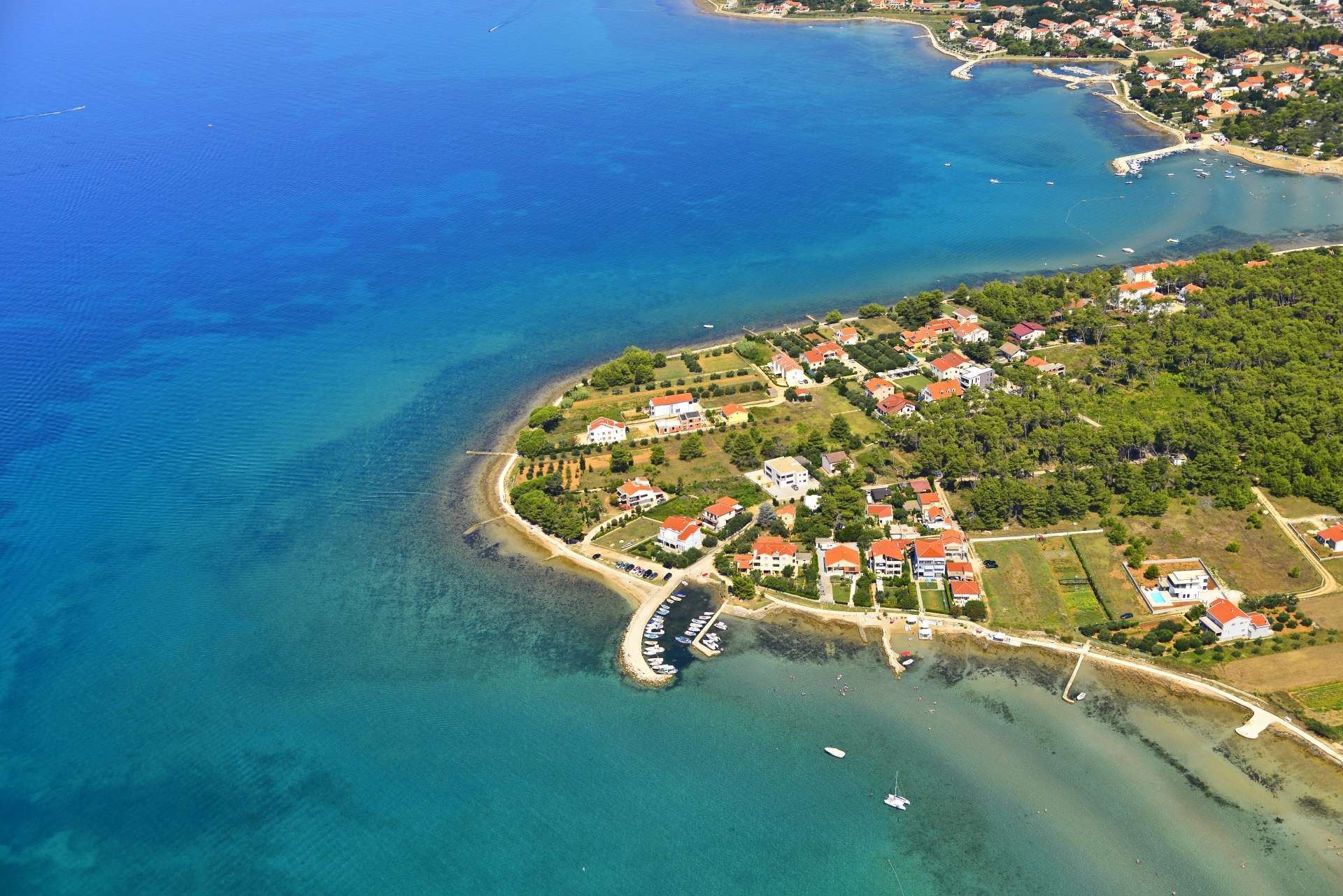 Zemljište u Privlaci, 850m²