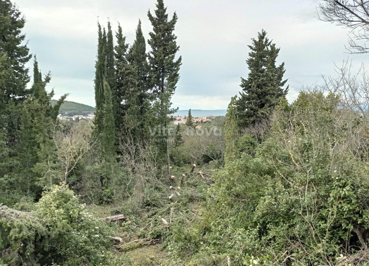 Land u Preku, 979m²