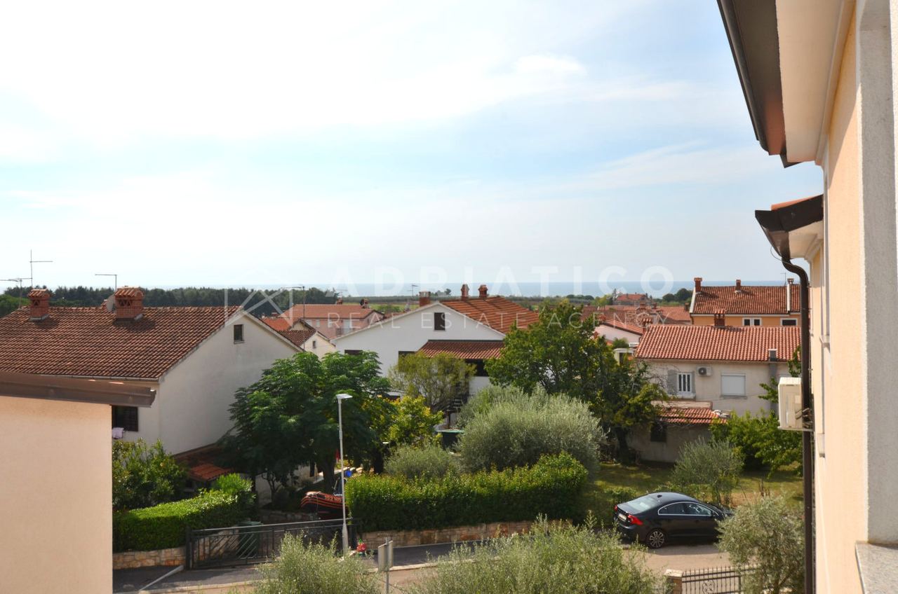 Stan u Novigradu, 62m², 2 sobe