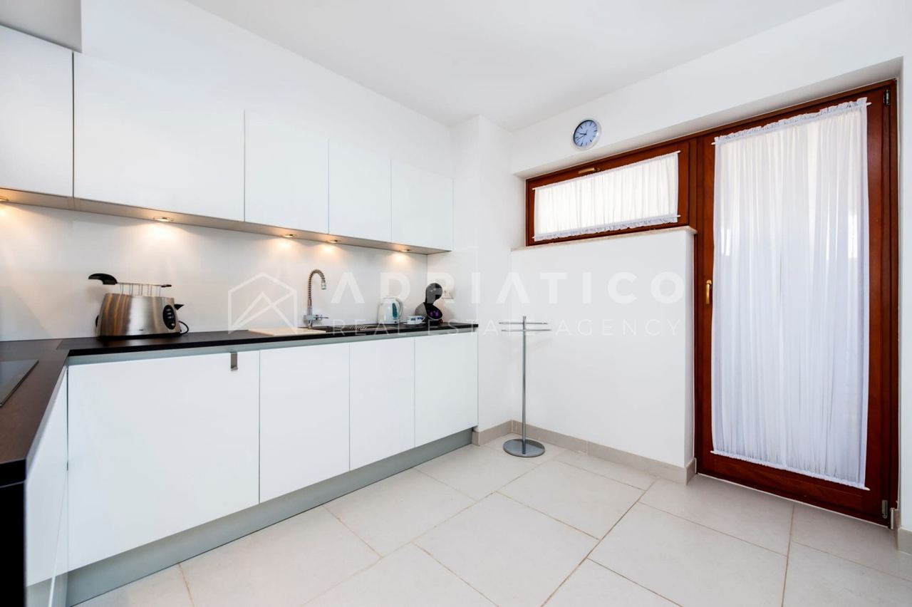 Appartamento u Rovignu, 140m², 2 sobe, slika 3