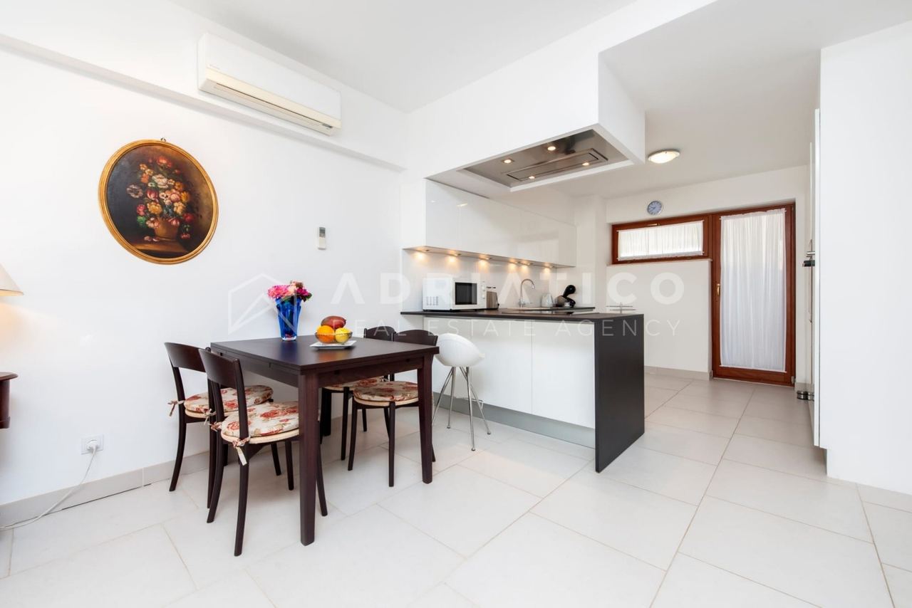 Appartamento u Rovignu, 140m², 2 sobe, slika 4