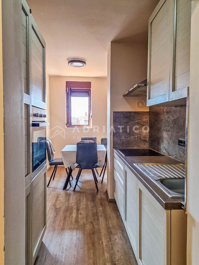Apartment u Rovinju, 65m², 2 sobe, slika 4