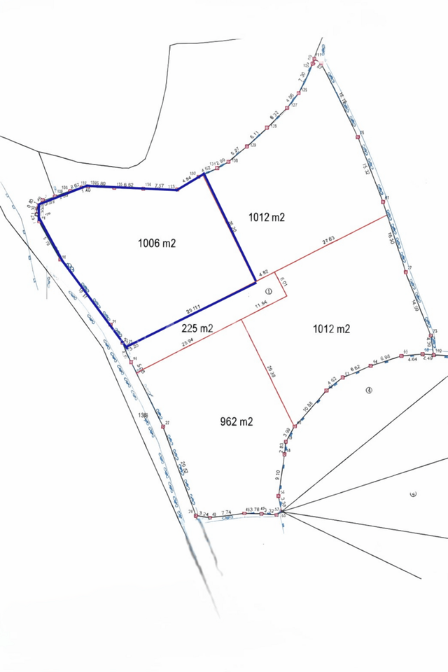 Zemljište u Žminju, 1006m²