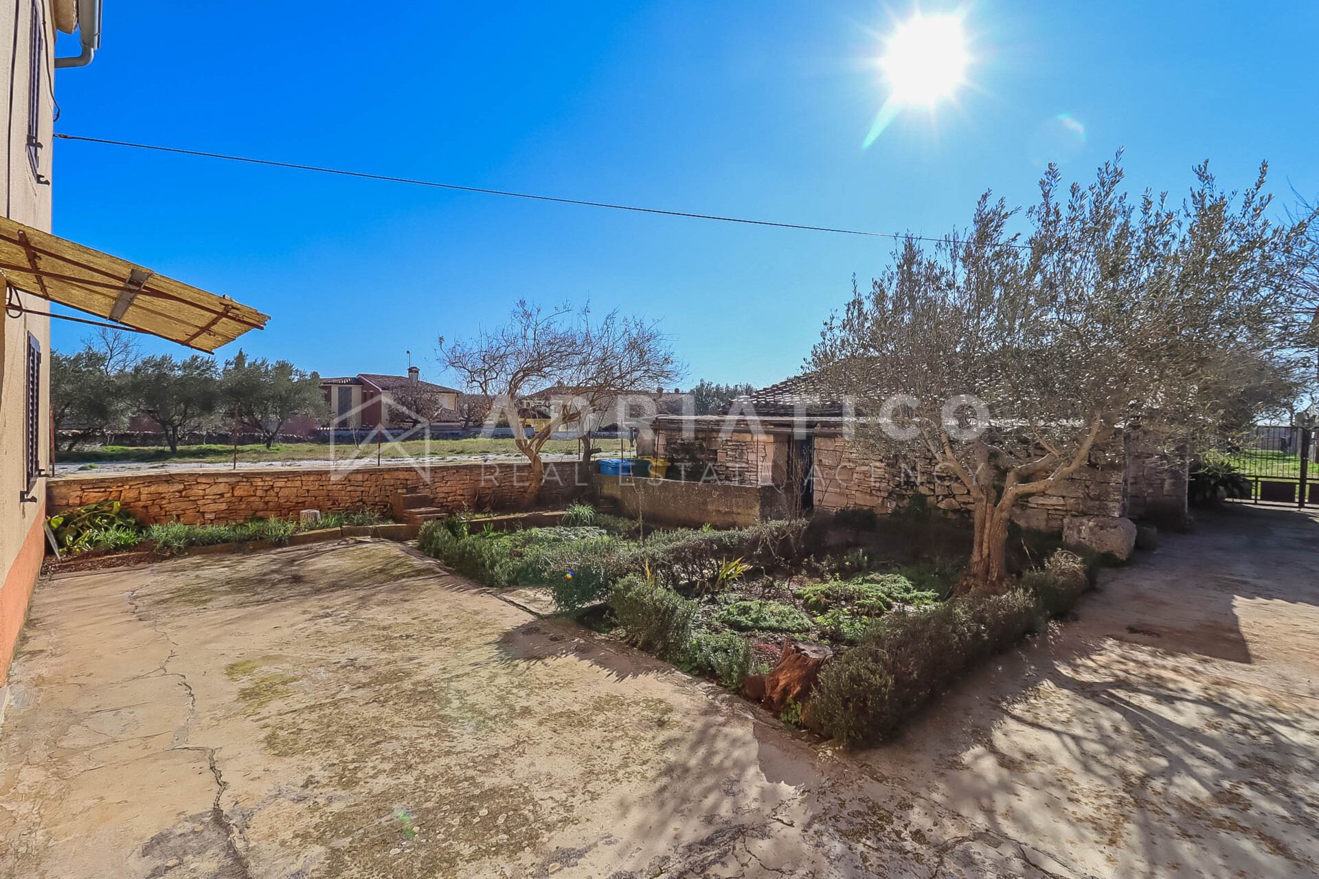 Haus u Vodnjanu, 230m², 2 sobe, slika 3