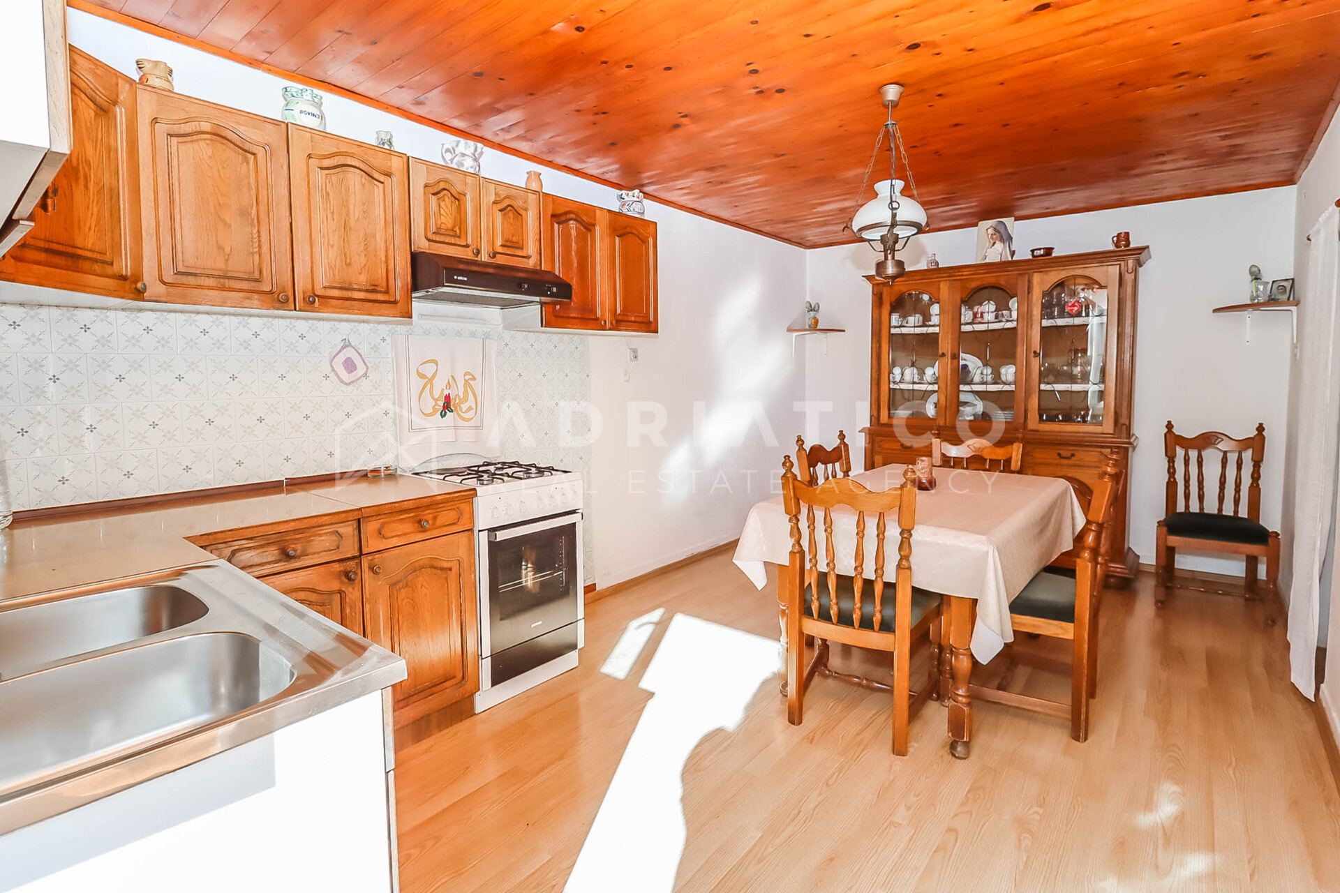 Haus u Vodnjanu, 230m², 2 sobe, slika 5