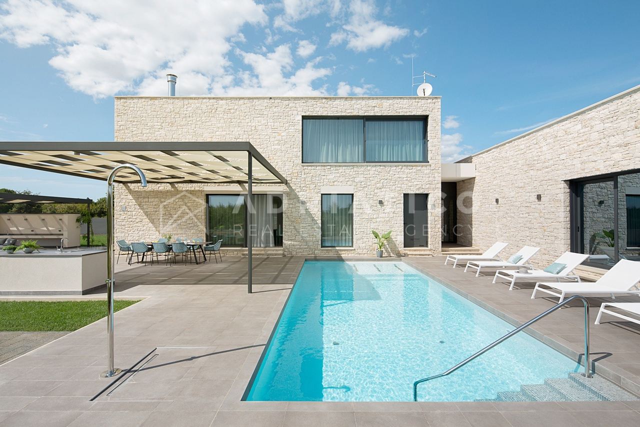 Casa u Balama, 436m², 4 sobe, slika 2