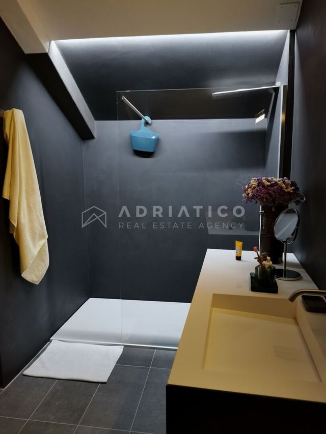 Wohnung u Umagu, 154m², 2 sobe, slika 5