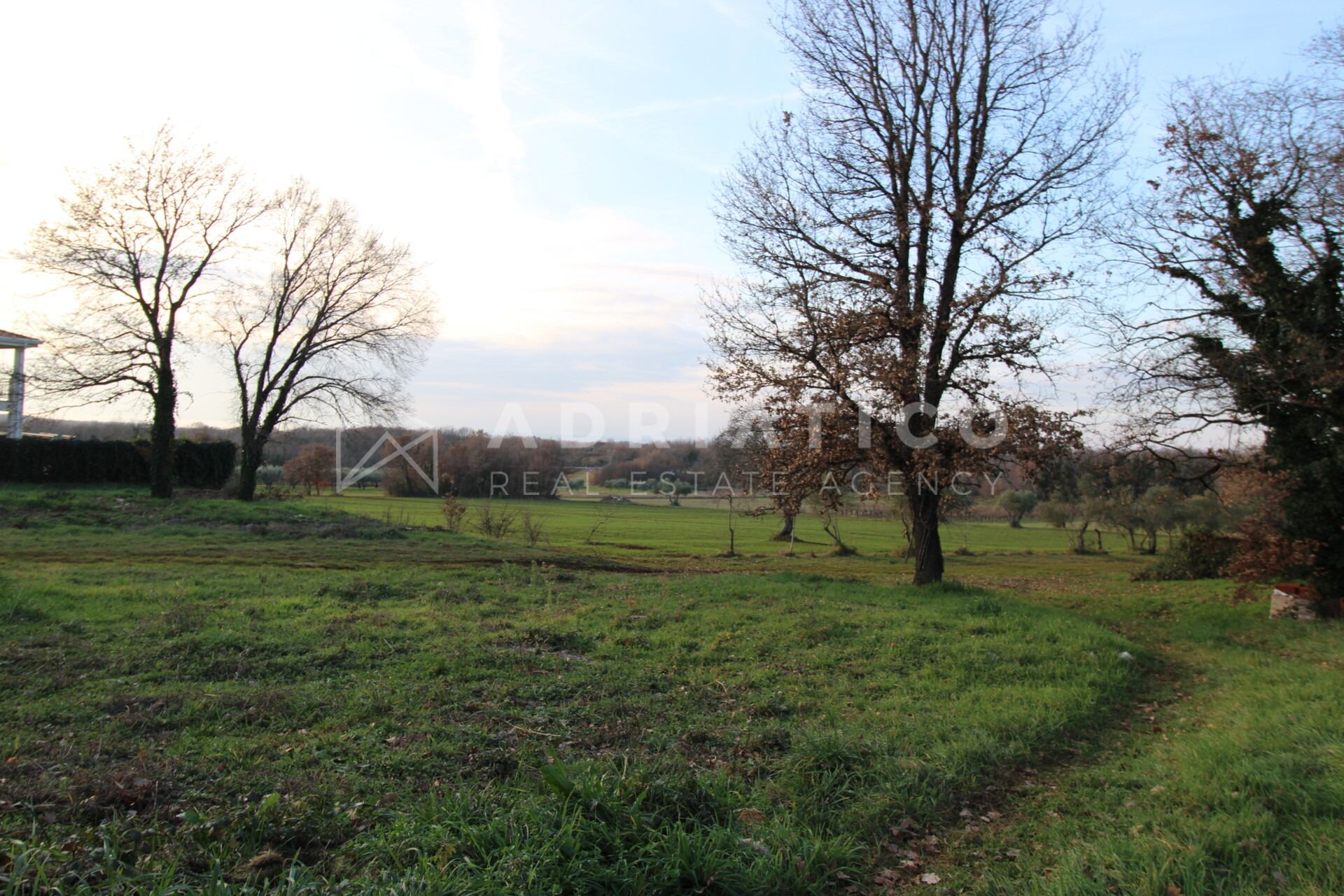 Terreno u Brtonigli, 1274m²