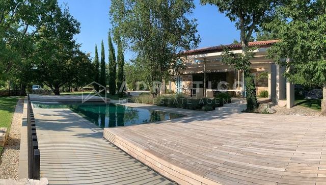 Casa u Oprtalju, 110m², 3 sobe