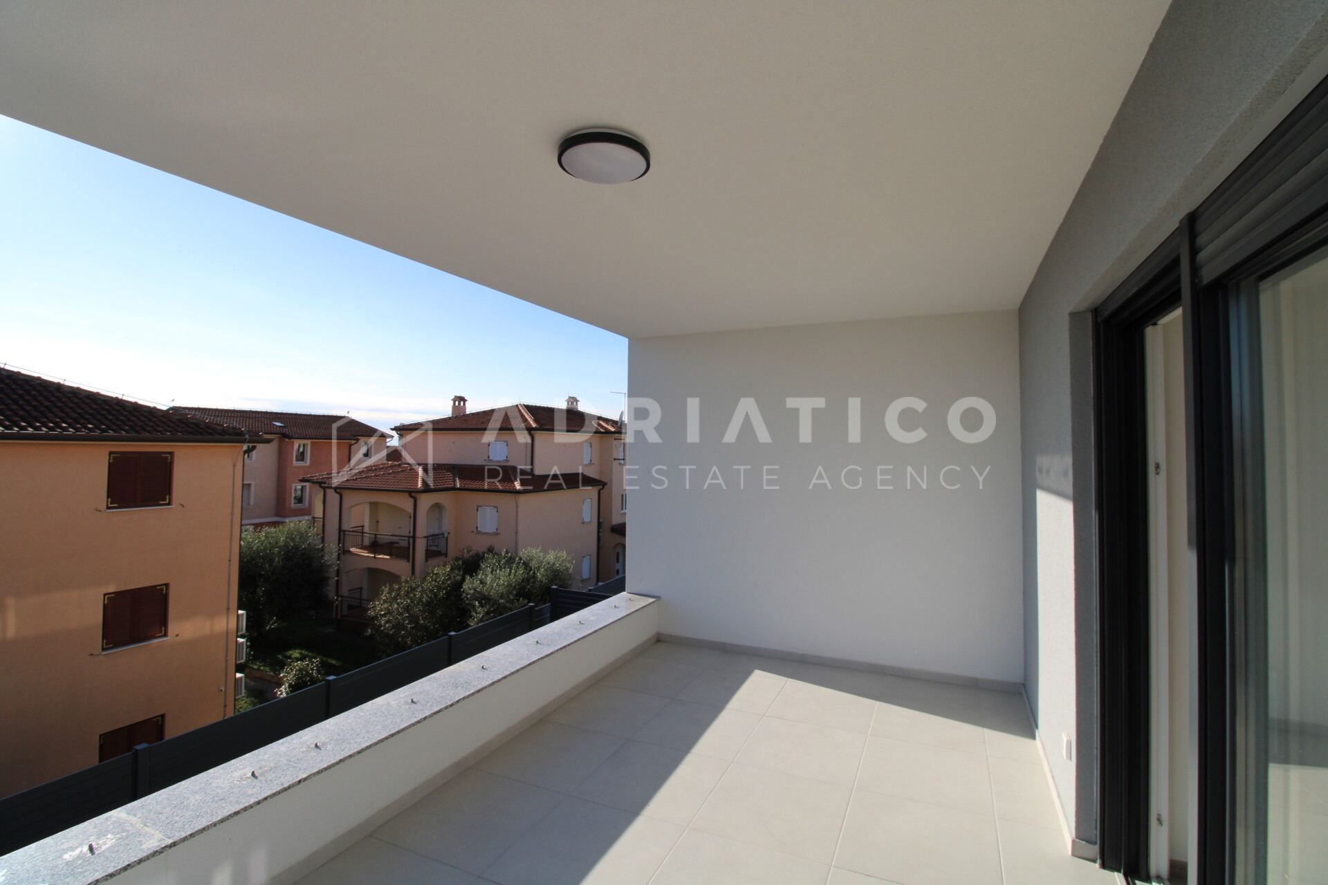 Wohnung u Novigradu, 78m², 2 sobe, slika 2