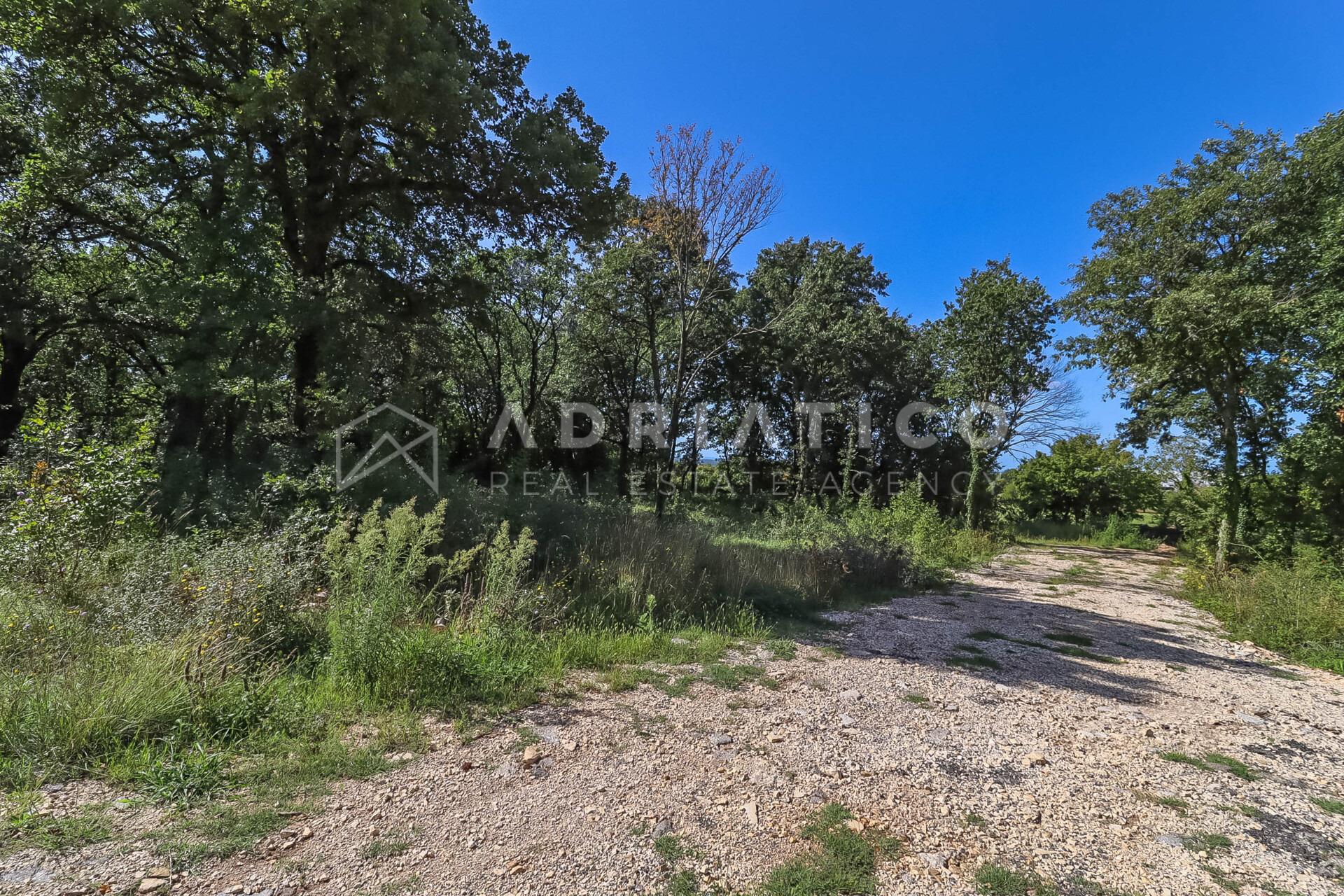 Zemljište u Kanfanaru, 924m²
