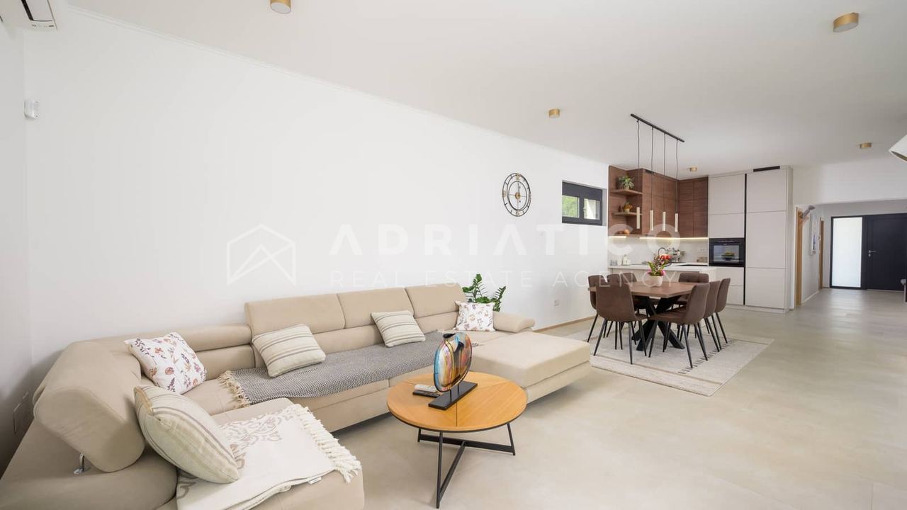 Kuća u Rovinju, 140m², 3 sobe, slika 5