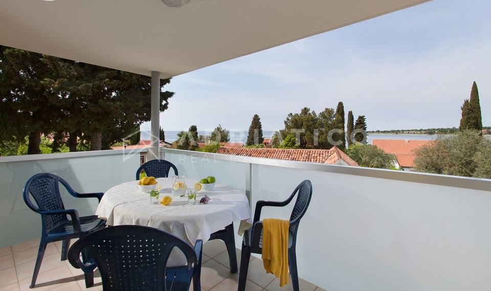 Casa u Novigradu, 132m², 5 soba