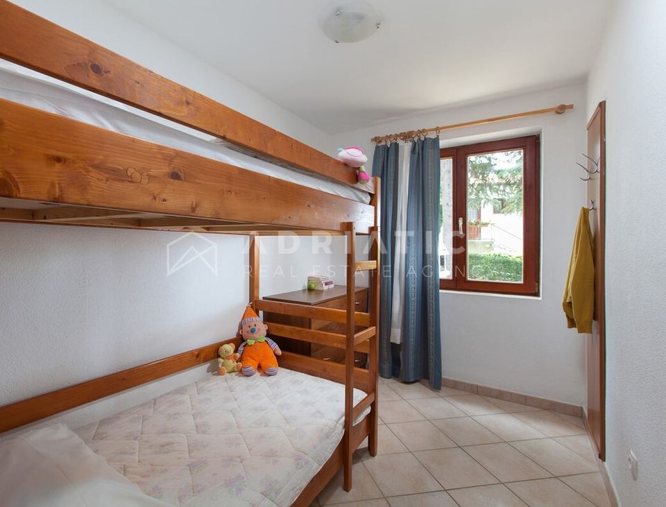 Casa u Novigradu, 132m², 5 soba, slika 3