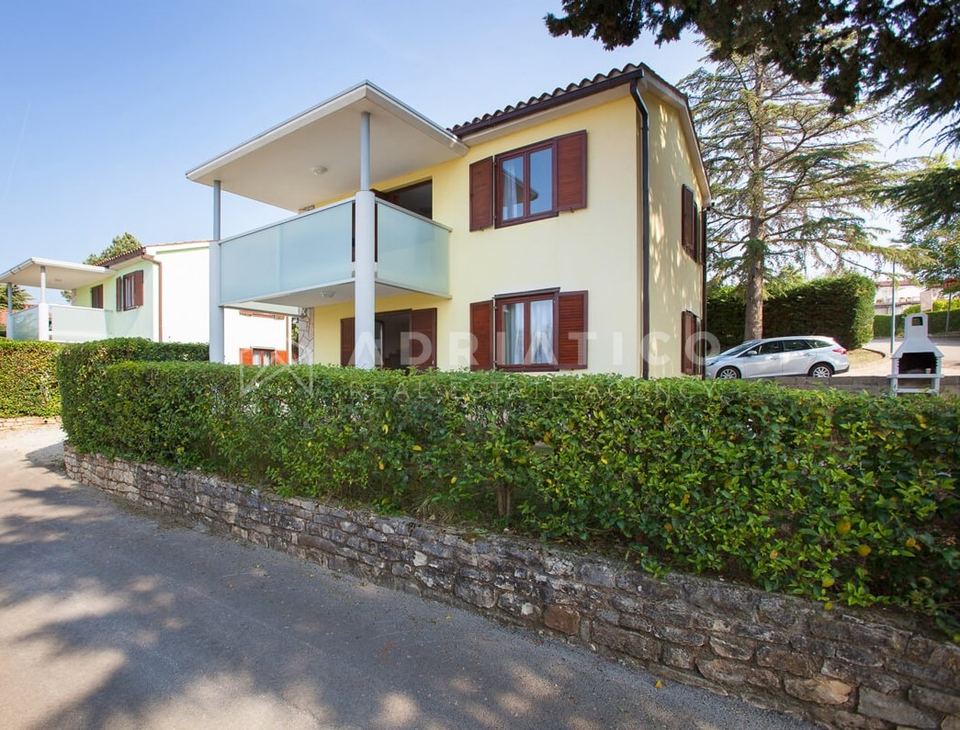 Casa u Novigradu, 132m², 5 soba, slika 5