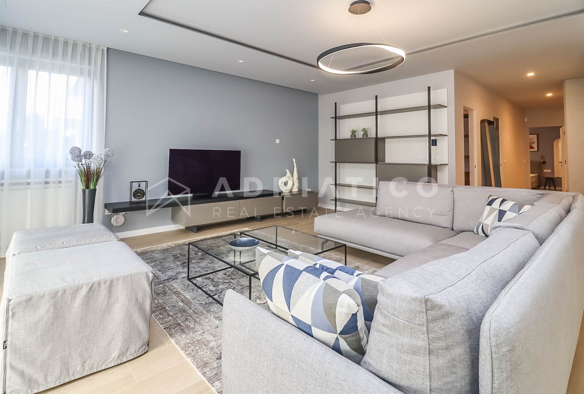 Wohnung u Rovinju, 154m², 2 sobe