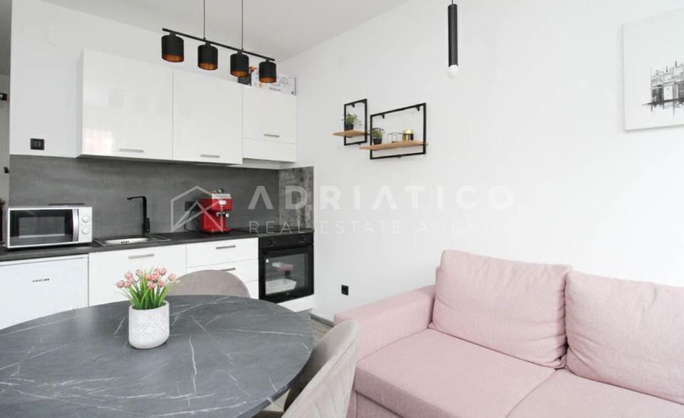 Appartamento u Rovignu, 31.85m², 1 soba, slika 2