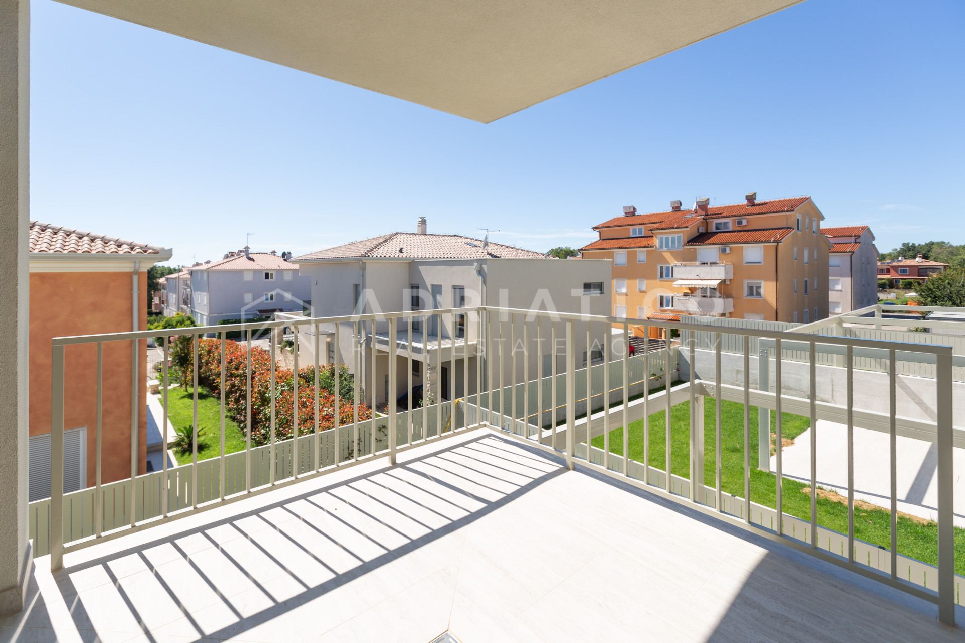 Stan u Novigradu, 67.5m², 1 soba