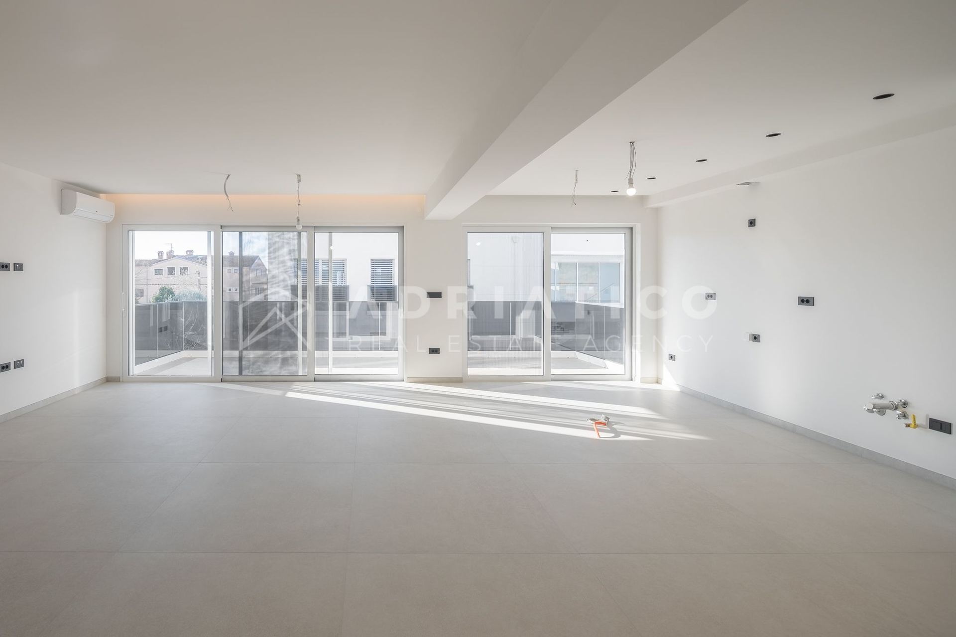Appartamento u Rovignu, 180m², 4 sobe, slika 2