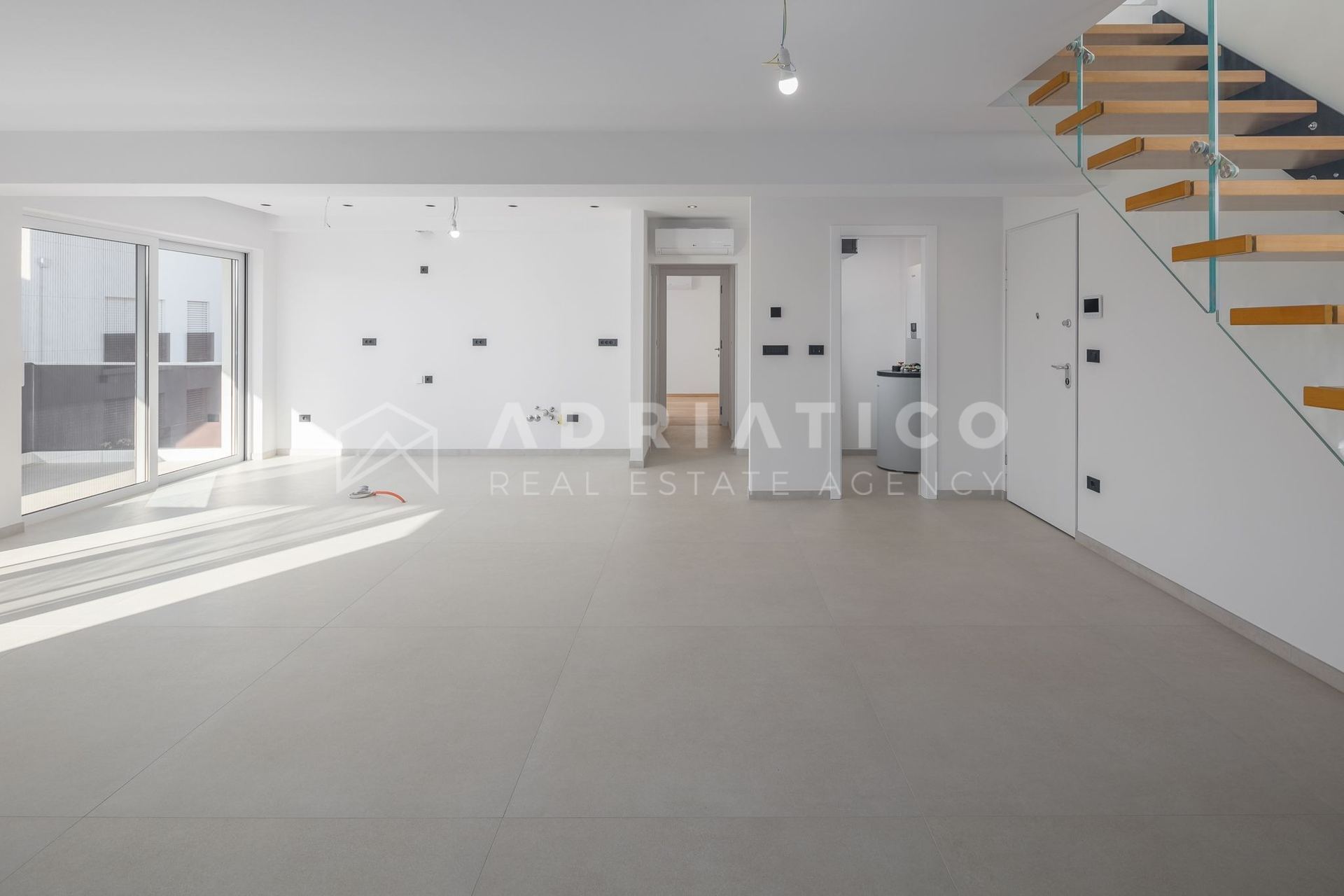 Appartamento u Rovignu, 180m², 4 sobe, slika 3