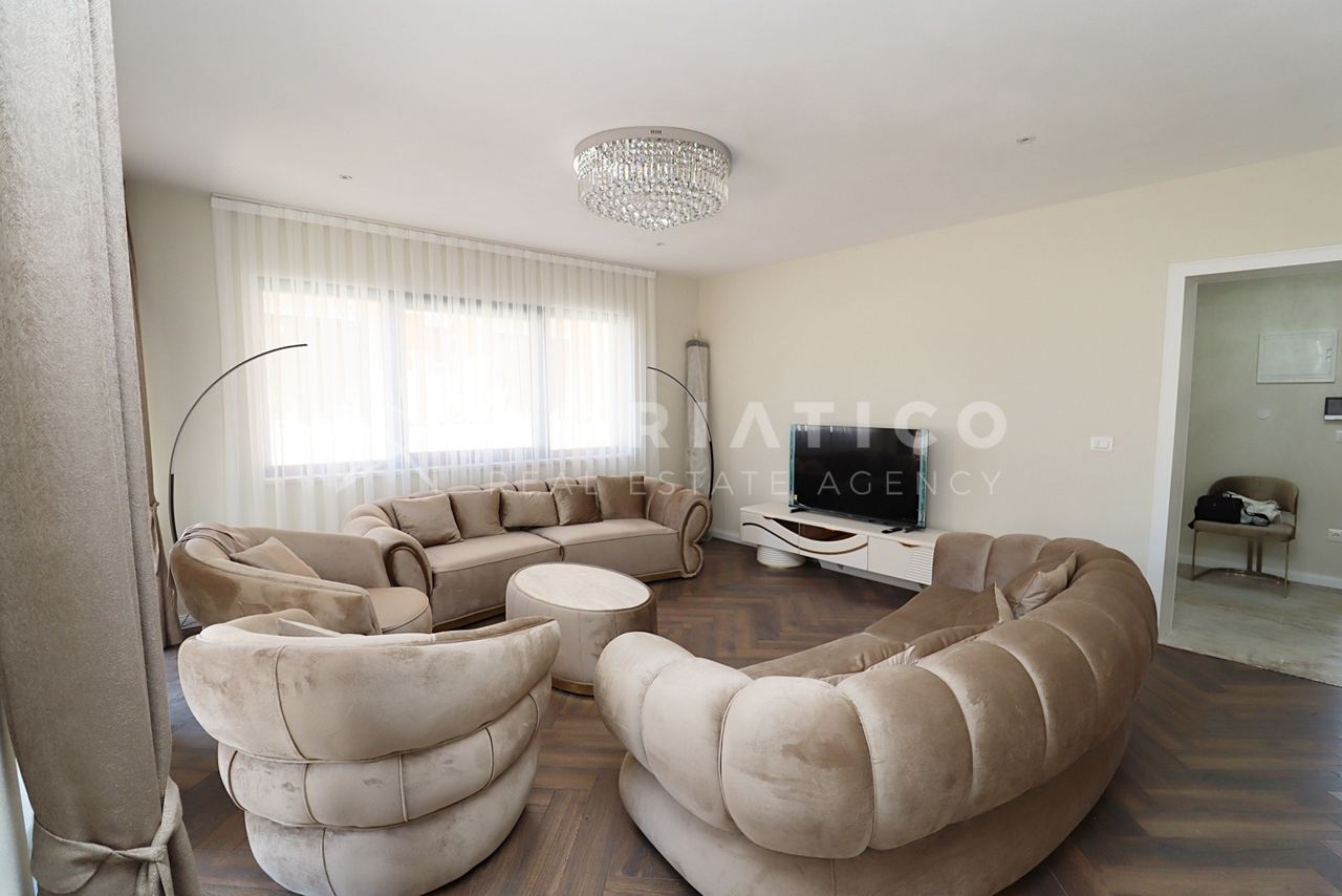 Appartamento u Rovignu, 119m², 3 sobe, slika 2